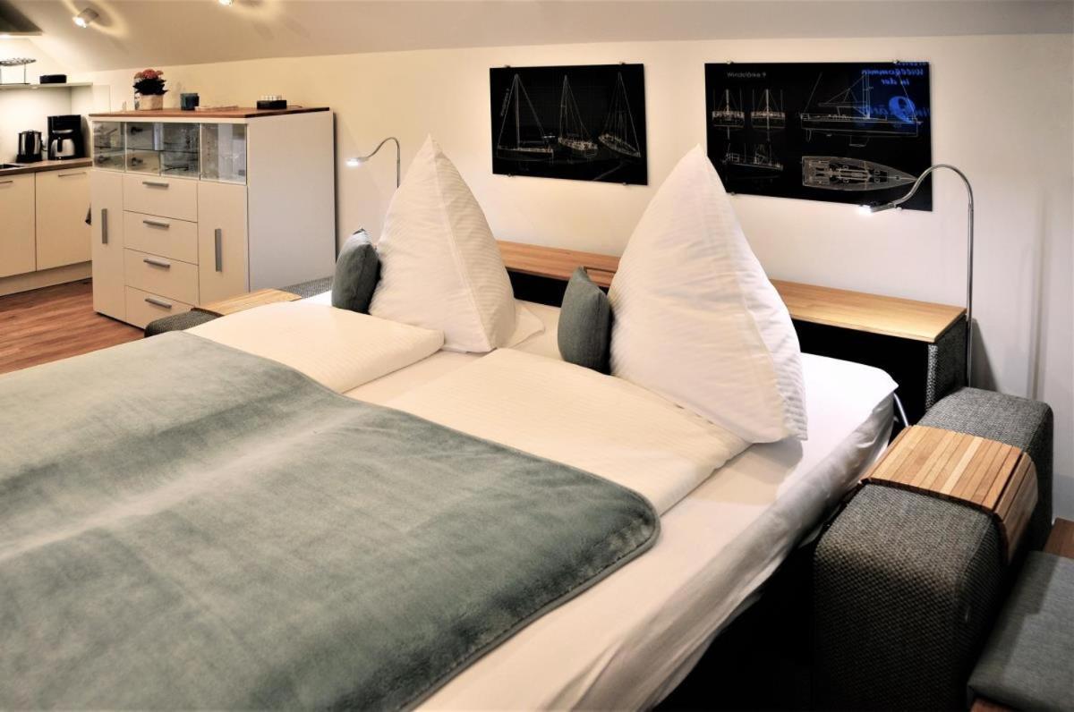 Windstaerke 9 Villa บือซุม ภายนอก รูปภาพ